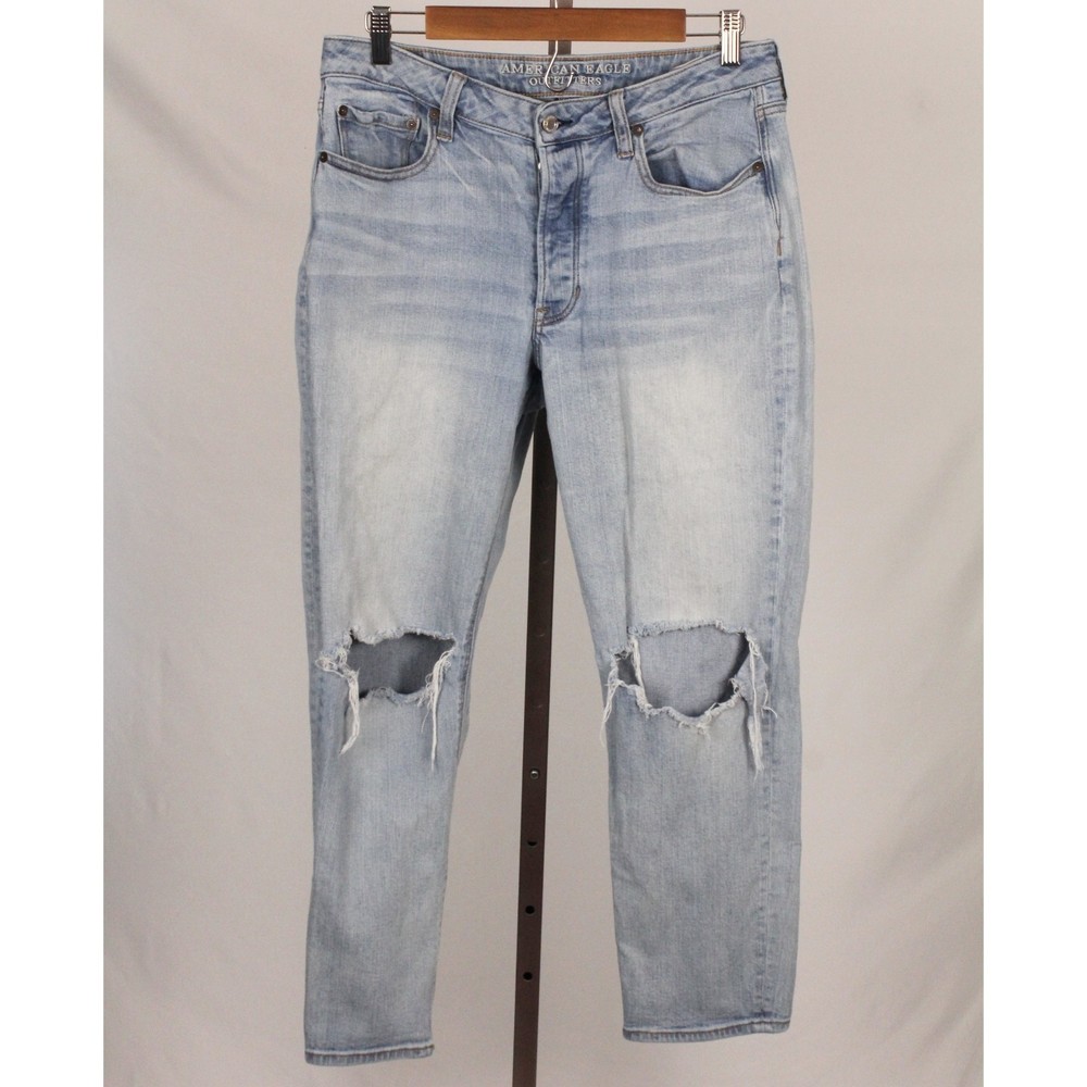 American Eagle Vintage High Rise Light Wash Ripped Knee Jeans